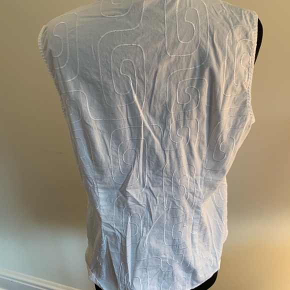 White sleeveless cotton button down! - Picture 2 of 2